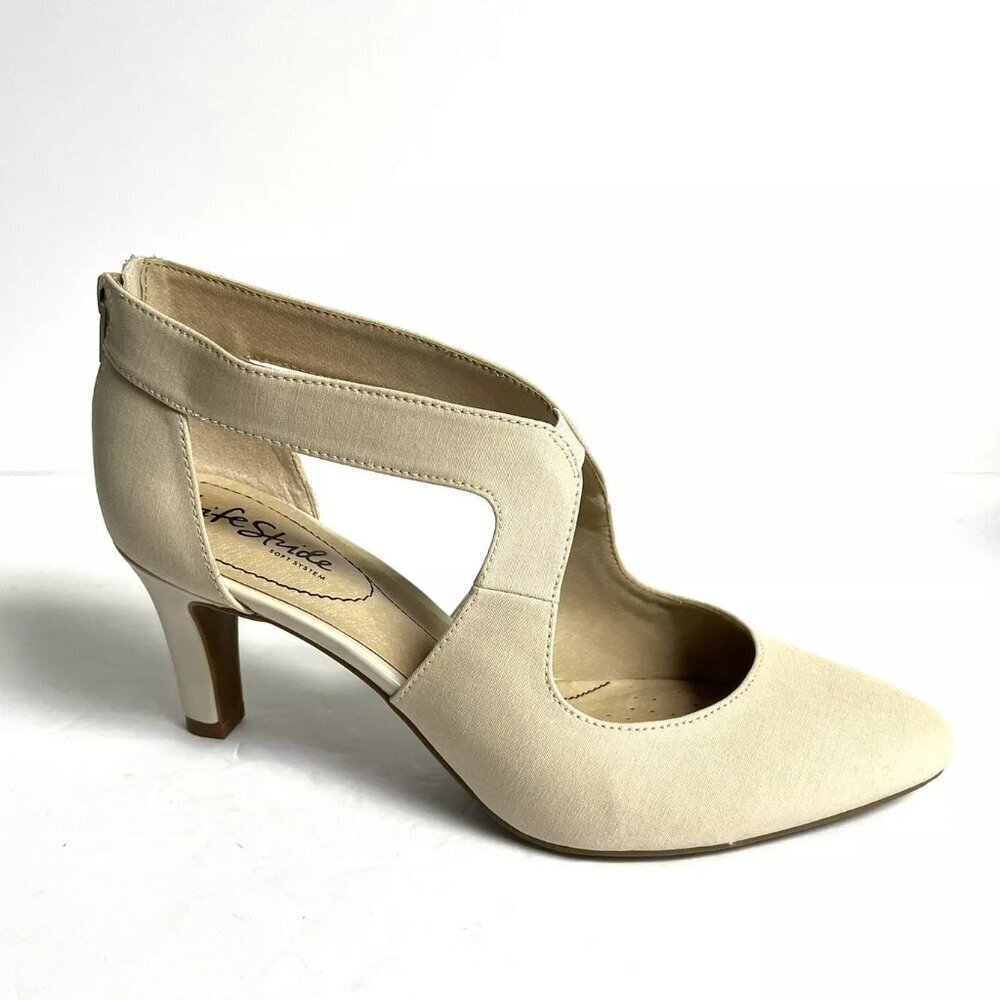 Life Stride Giovanna 2, Off White High Heel Pumps Size 9.5M